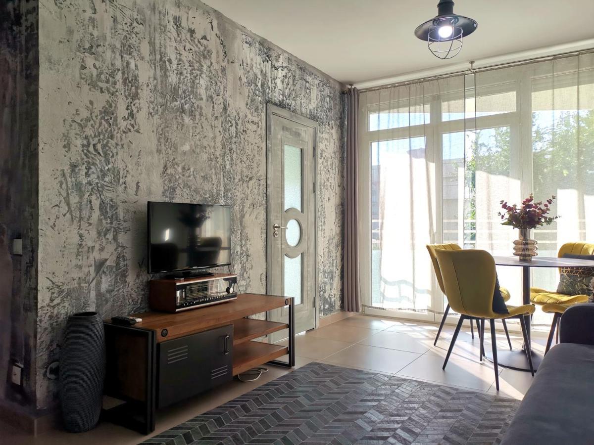 Caraway Apartment Gran Varadino Esterno foto